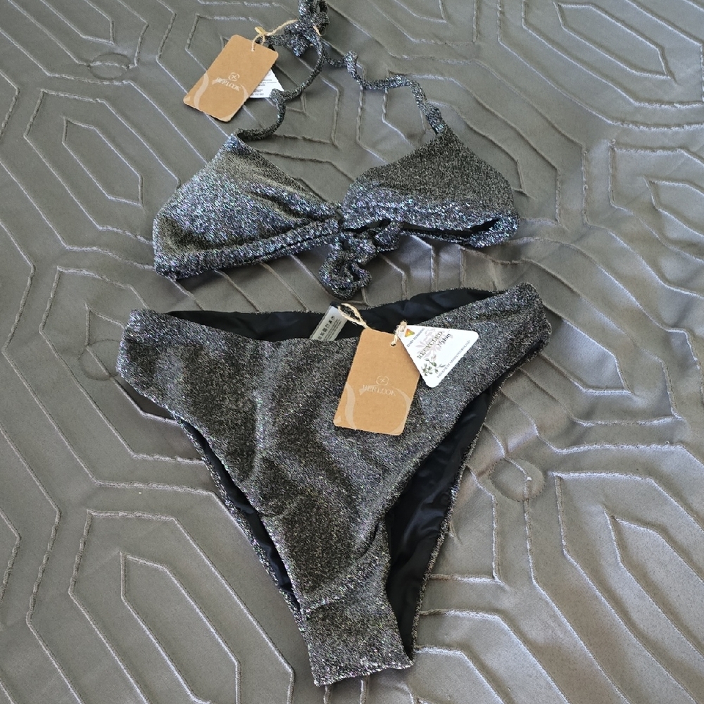 BerlookShimmering Silver Bikini Set Sz Sm